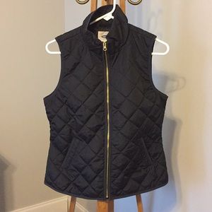 Old Navy Black Lightweight Quilted Vest